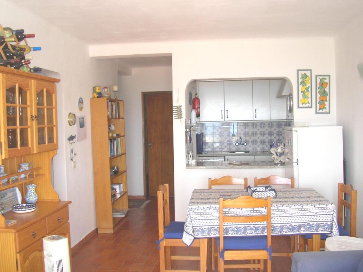 Apartamentos Salema Praia Club מראה חיצוני תמונה