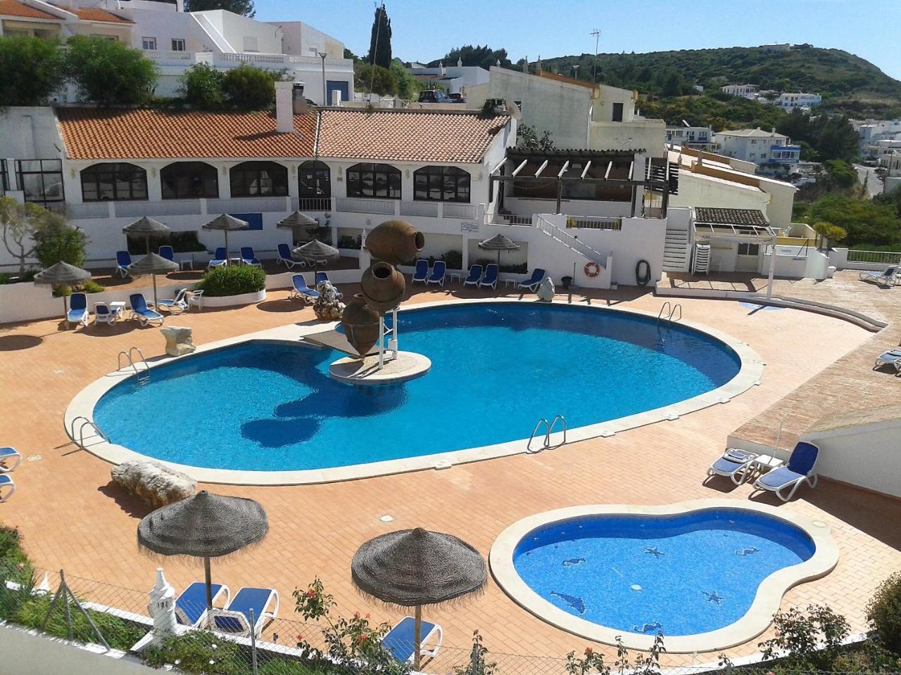 Apartamentos Salema Praia Club מראה חיצוני תמונה